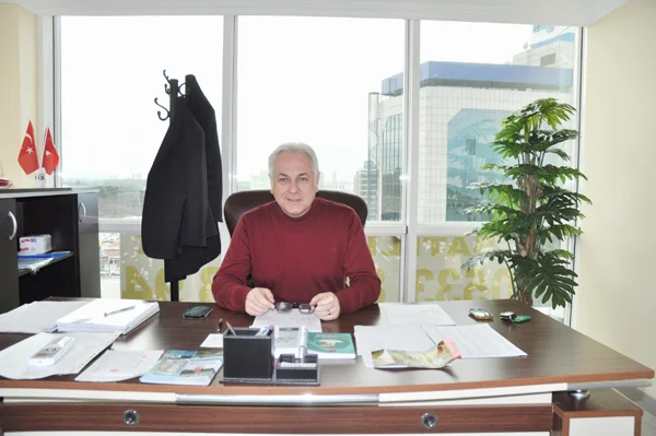 koseler musta IMcub hlA