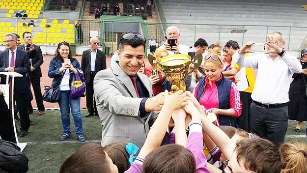 Beykoz İlçe Spor Müdürü hızlı başladı 1 kupa 3 pGF vRuBmf