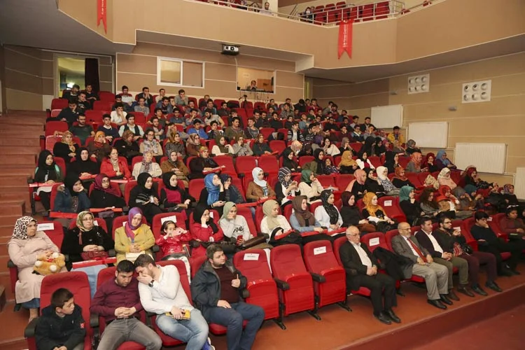 Beykoz'da Kutlu Doğum'a ilahili kutlama 1 kutlu dogum 1 iyOI6okjIs