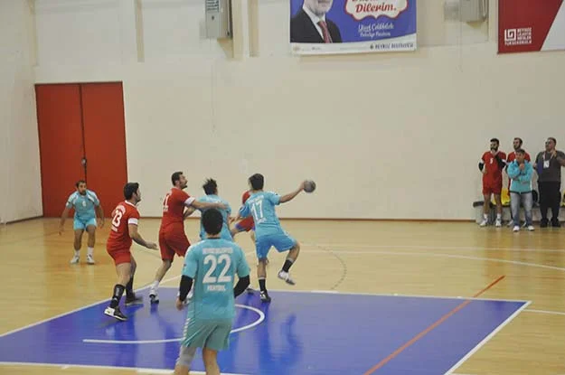 Belediye son saniyede güldü 2 m sx4 sF6ZI3