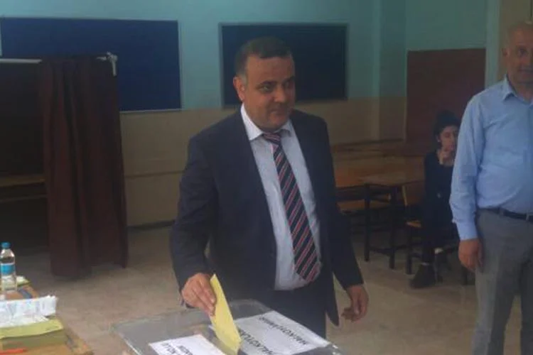 Beykoz’da sükünet içinde bir referandum bitti... 5 mahir tastan 2017 sIaFd Un3P