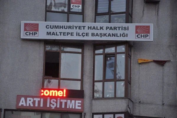 CHP Beykoz'da renk değiştirdi 2 mal gmHX04ZITy