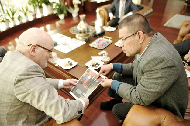 malezya beyk XY5R7K1Sdl