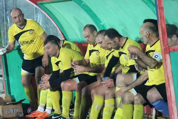 Beykoz Masterları gol olup yağdı 3 masterla F31Rebsplg