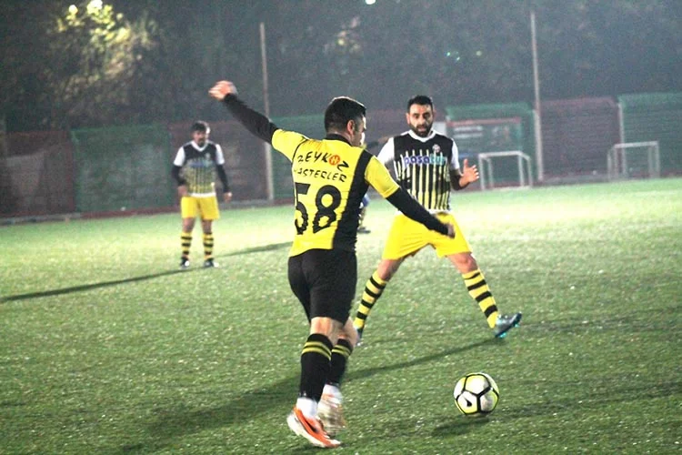 Beykoz Masterler Ataşehir’i 3 golle geçti 2 masterler beykoz 5 iVi5NUY 8y