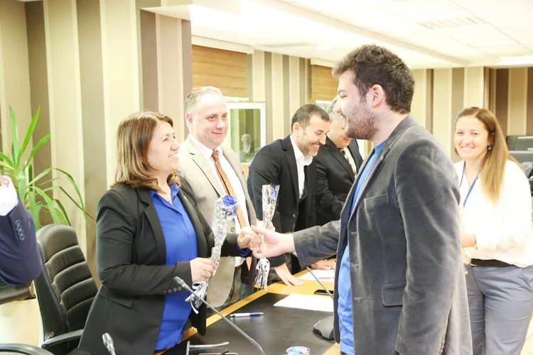 Belediye Meclisi’nde kim hangi komisyona seçildi? 3 meclis 5 m4bHgMkkl0