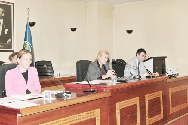 meclis eylul 2014 FMkSyzUrJ8