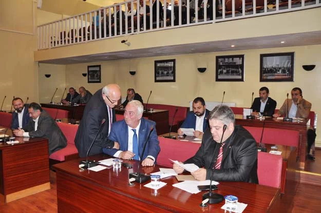 Beykoz Belediye Meclisi'nde seçim tartışması 5 meclis kasim 2015 O4Upd rMea