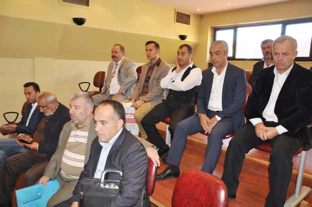 Beykoz Belediye Meclisi'nde seçim tartışması 4 meclis kasim 2015 l8 SK61t2K