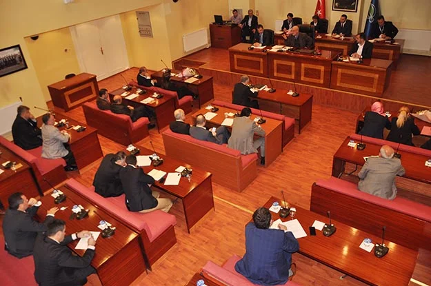 Beykoz Muhtarlarına Belediye'den 750 lira 1 meclis mart 20 Q0FpWEsrW2