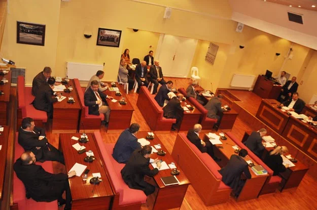 Beykoz Belediye Meclisi’nde neler oldu neler? 1 meclis nisan cuma secili 16 8Jkb1b1iqL