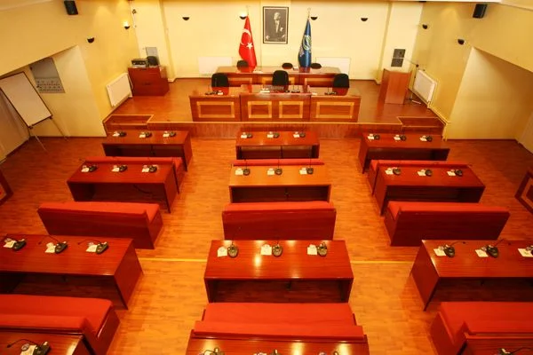 meclis uye es LsLNUt26Ht