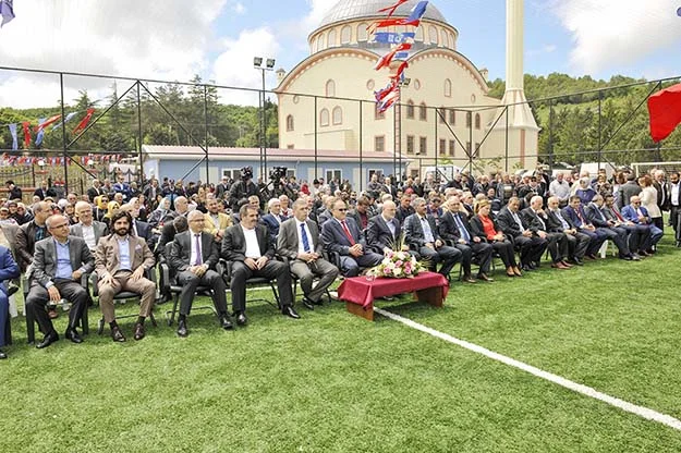 Beykoz’da 17 farklı türde 950 meyve ağacı 2 meyve beyk QrZ9kQNigv