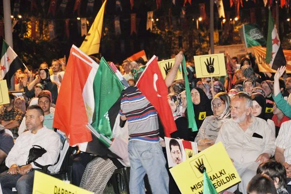 Katillere Beykoz’dan öfke yağdı 2 misir darbe protesto beyk aVMiJ0Mo3S