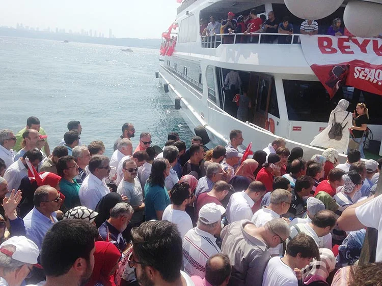 Beykoz Başkomutana 10 bin kişiyle destek verdi 1 miting 1 YptEt CU8p