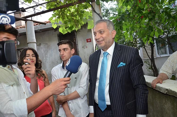 Külünk, otizmli Mozart’ı Beykoz’da ziyaret etti 5 mozart beykoz 3 Zcvo6F9ILy