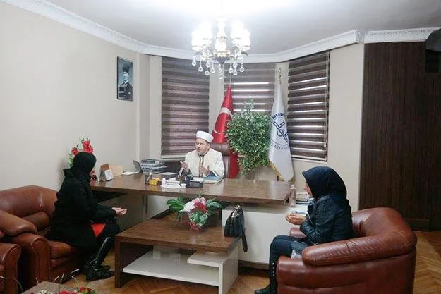 Brezilyalı Ariane, Elif oldu 1 muftu 3 Y sH9PYQGk