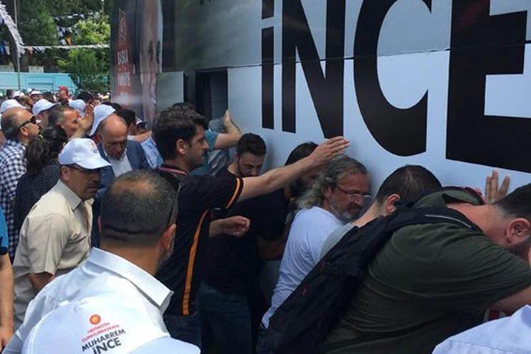 Muharrem İnce, Beykoz'da niye sinirlendi? 1 muharreminceb Z4EEg Gki1