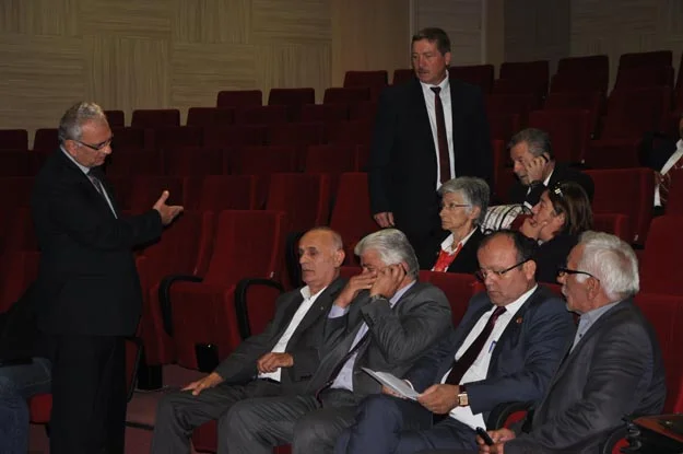 Beykoz'da muhtarlar ikiye bölündü 6 muhtarlar dernegi 2015 k 15 EXHuURpqRB