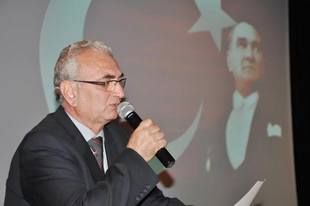 Beykoz'da muhtarlar ikiye bölündü 4 muhtarlar dernegi 2015 k 20 C8nflQ7htd