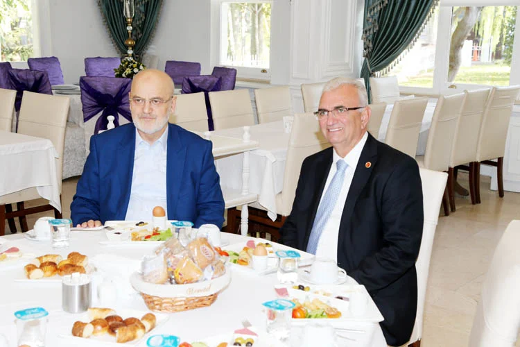 Beykoz Kaymakamlığı, muhtarlarla bir araya geldi 2 muhtarlargunu