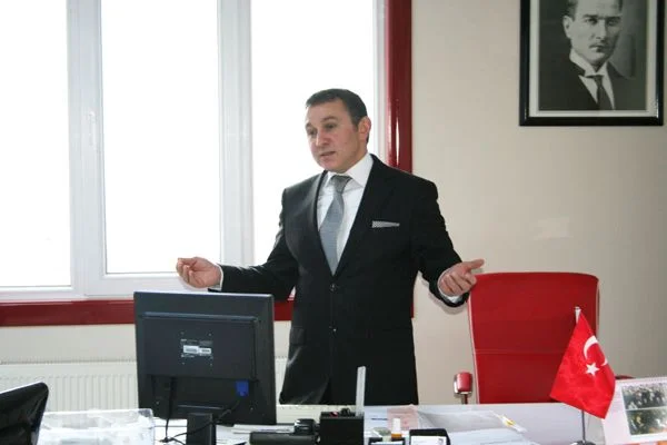 murat karakaya has Na85eHR0fq