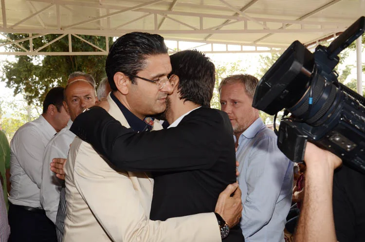 Turnacıoğlu Ailesi’nin acı gününde binler vardı 3 mustafaefe cenaze