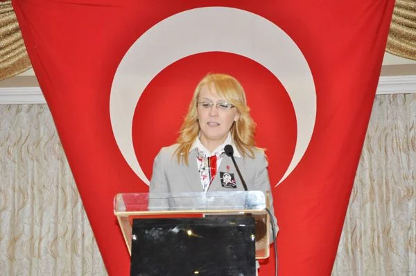 CHP’li gençleri Süheyl Batum yetiştiriyor 1 nag qbL9Wg1Pj9