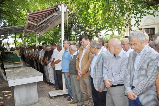 Nazmiye Korkmazlar ebediyete uğurlandı… 1 nazmiye teyze vef 1fpGP9pVER