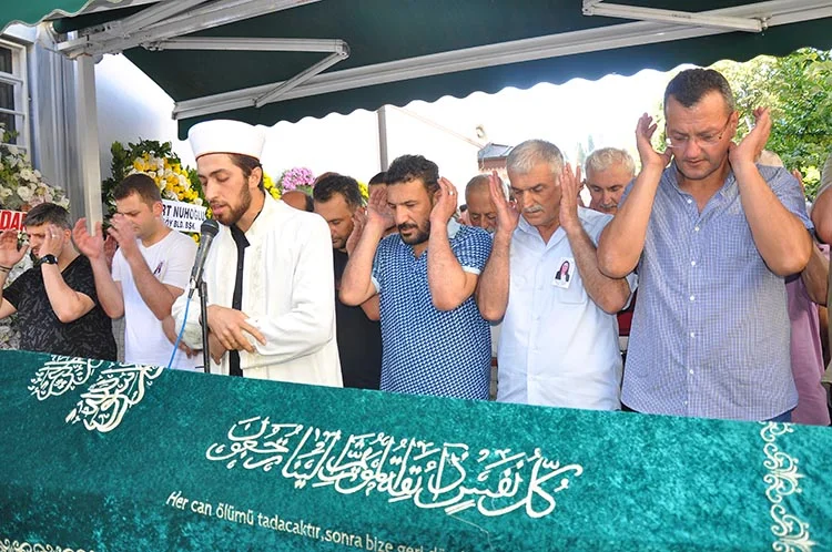 CHP Beykoz camiası bir derin acı daha yaşadı 1 nebahat can 393krar9GX