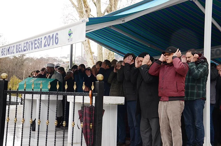 Nihat Bulca’yı binlerce Beykozlu uğurladı 1