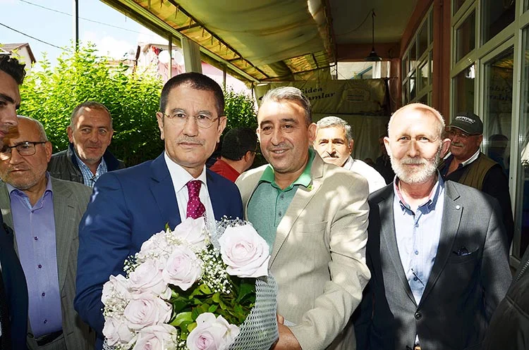 Bakan Canikli, Beykoz'da hemşerileriyle buluştu 3 nurettin canik 4 q7iaaevP