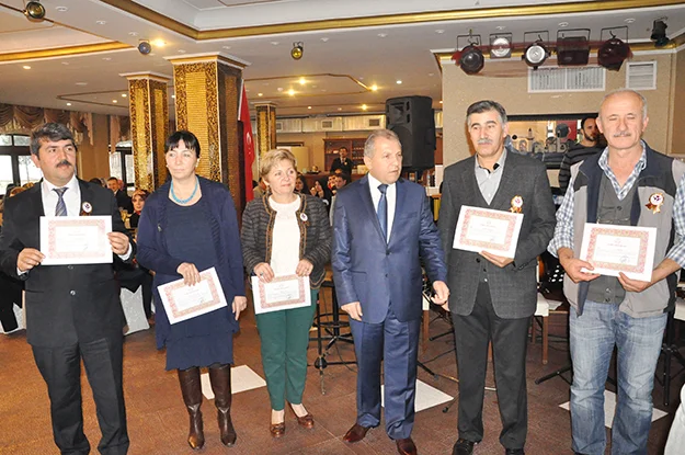 Yeni neslin mimarlarından renkli bir gün 3 ogretmenl oLE2M9Ideu