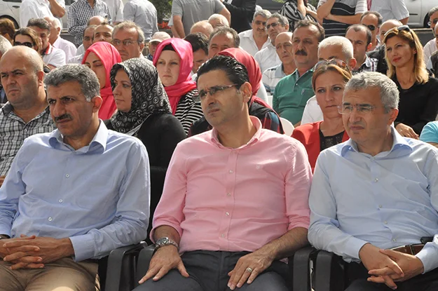 Hangi okula ne kadar malzeme yardımı yapıldı? 5 okul yardim beykoz n2pom1cR0d