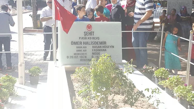 Kaymakam Katırcı yine Beykoz’un yüreğini sızlattı… 3 omer halidmeir 4 FB6XQX04bk