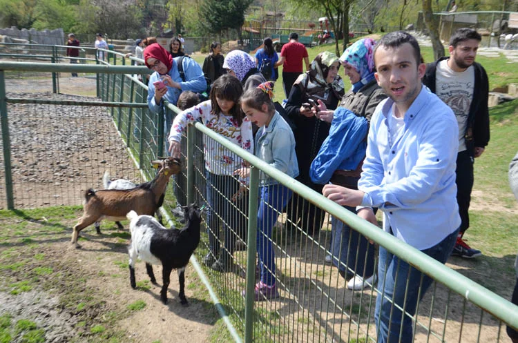 Otistik çocuklar doğal yaşam parkında 1 otistikcocuklarpolonezkoy 8 5yfVQbTrTq