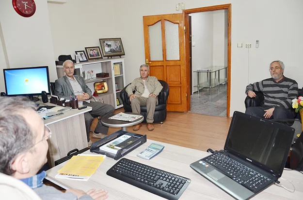 ozgur dost ziyare L8E8VQcCnY