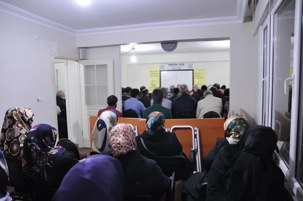 Özgür-Der'den şahsiyet dersi 2 ozgur sahsi 5 io nJbLIep