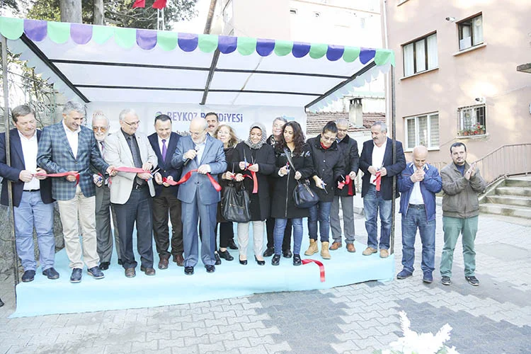 Beykoz Belediyesi’nden Paşabahçe’ye yeni yollar 3 pasa yen 6