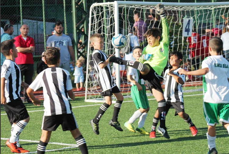 Paşabahçe, Minikler Futbol Şöleni ile şenlendi 5 pasabahcedeminiklerfutbolsolen wLMqqUoC4G