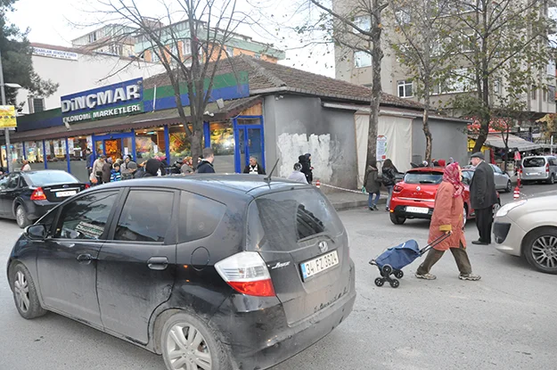 Kavacık Pazarı esnafından büyük fedakarlık! 2 pazar esnaf 14 pzLee4pY8H