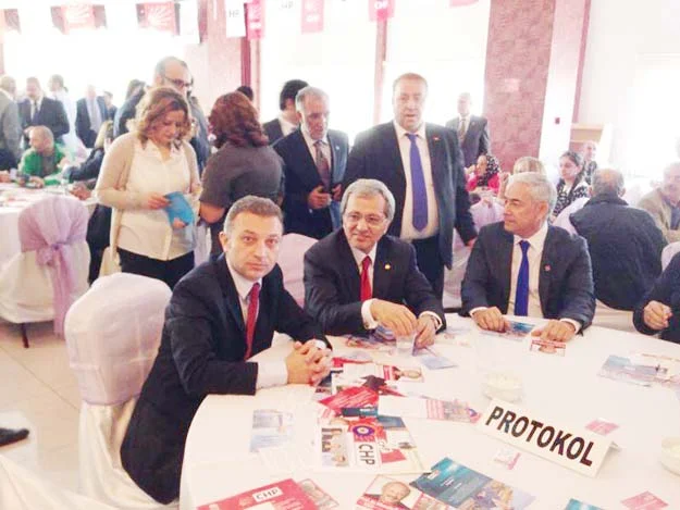 Kenan Pekşen CHP'den ihraç edildi... Vs. Vs. 2 pek g1 fjhmZkf