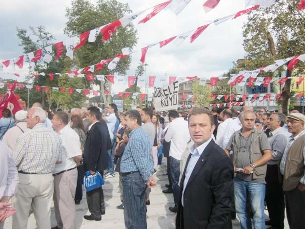 Kenan Pekşen CHP'den ihraç edildi... Vs. Vs. 3 pekkk 2 M3HMDbq3dM