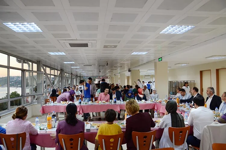 Devlet Hastanesi personeli iftar için bir aradaydı 1 personel iftar 2016 8 cbrBHyPdYd