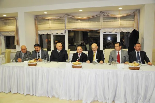 Aile Hekimleri akşam yemeğinde buluştu 2 pr b5AoYO7CjJ