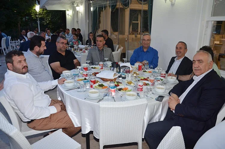 AK Parti Beykoz, iş dünyası ve bürokratları ağırladı 3 prokotol ak parti 9 R48 MogWXK