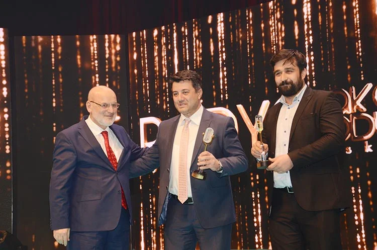 Türkiye’nin Beykoz’u konuştuğu gece… 5 radyo odul 10 3K3a6i4Nwu