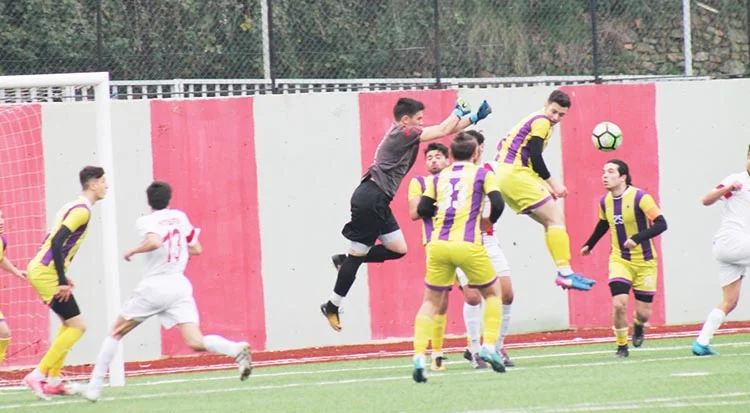 Çubukluspor gençleri frikik golü ile galip: 1-0 2 resim cubuklu 3 zK2fcrpX0E