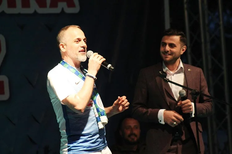 Beykozlu Rizeliler Şampiyonluğu Başkanla kutladı 3 ri m8f 2wrDzY