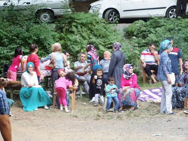 Beykoz’da, Rize Trabzon dayanışması 1 ri ti hab QU UPhR1S7